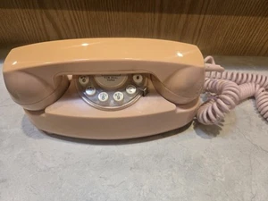 Crosley CR59 Pink Princess Desk Mock Rotary Push Button Phone - Zdjęcie 1 z 5