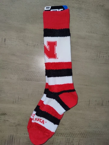 Nebraska Cornhuskers Women's Fuzzy Stretch NCAA Crew Team Socks Medium Cover
