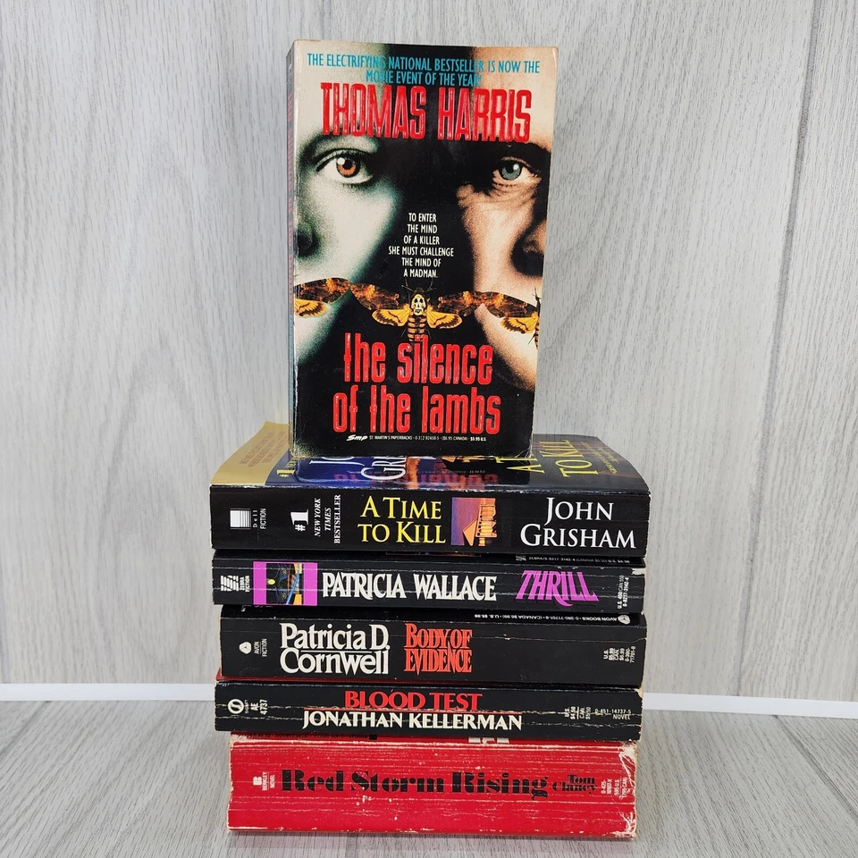 LOT 6 Crime Book Mystery Suspense Tom Clancy John Grisham Patricia Cornwell MORE - Image 1 of 4