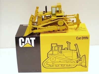 Caterpillar D11N Dozer w/ Ripper - n/c - 1/50 - Conrad #2852 - MIB - Image 1 of 4