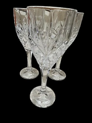 GODINGER DUBLIN SHANNON COLLECTION CRYSTAL WATER GOBLET WINE GLASSES 8" SET OF 3 - Image 1 of 3