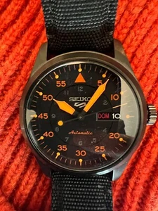 Seiko 5 Sports Automatic Black Dial Strap Pilots Watch SRPH33 - Picture 1 of 9