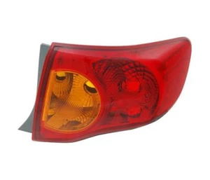 luz trasera derecha para TOYOTA COROLLA berlina 2007 2008 -2010 amarillo VT1134P - Picture 1 of 1