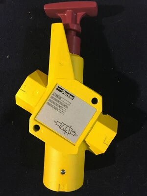 PARKER LV8NAB LV Series Inline Valve - Push/Pull Handle - 3-way 2-position (NEW) - Image 1 of 4