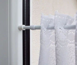 Fenster Klemm Stange weiß  30 - 40 ; 40 - 60 ; 60 - 80 ; 80- 100 ; 100 - 120 cm - Bild 1 von 1