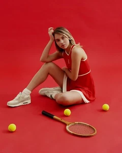 Ana Kleid 7/6 für Tennis & Badminton (rotes Sportkleid) - Bild 1 von 5