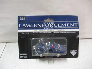 Speccast Law Enforcement Series 2001 Crown Victoria Delaware State Patrol - Picture 1 of 2