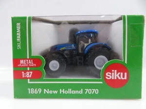 1:87 Siku 1869 New Holland 7070 #3520 - Foto 1 di 2
