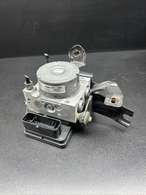 2017 CADILLAC XTS БЛОК ABS МОДУЛЬ АНТИБЛОКИРОВОЧНОГО ТОРМОЗНОГО НАСОСА 84123941 OEM 23295886 - Изображение 1 из 4