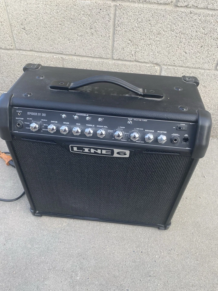 Line 6 Spider IV solid-state Guitar Amplifier all-in-one modeling + effects 1x12 - Image 1 of 4