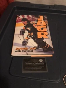 Libro autografiado firmado por Jaromir Jagr NHL Pittsburgh Penguins con certificado de autenticidad automático - Imagen 1 de 4