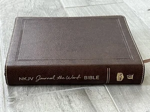 ✝️ NKJV Journal the Word Bible Bonded Leather Brown Red Letter Edition GOOD - Imagen 1 de 10
