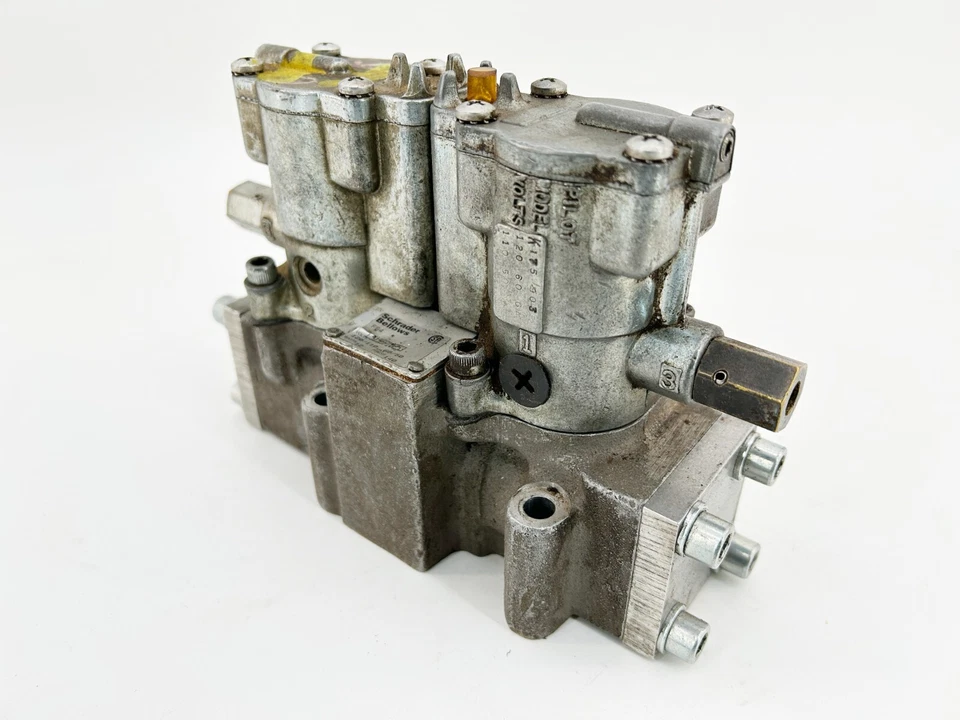 Schrader Bellows L5155910253 Solenoid Valve 120Vac 1/2 4W2P DBL - Image 1 of 4