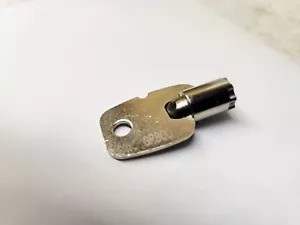 GR800 Speed Queen Service Door Key Whirlpool ESD Key - Picture 1 of 2