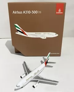AIRBUS A310-300 EMIRATES REG: A6-EKB WITH ANTENNA - GEMINI JETS GJUAE2234 1/400 - Picture 1 of 6