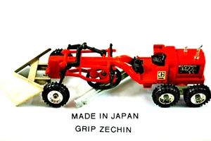 GRIP ZECHIN No: 23 Caterpillar CAT 14E ROAD SCRAPER with SNOW PLOW Made in Japan - Picture 1 of 12