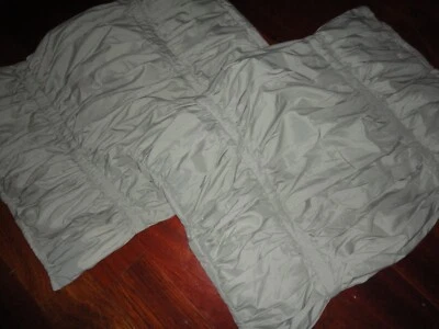 GREEN LIVING GROUP GRIS CLARO ACANALADO (2) FUNDAS DE ALMOHADA ESTÁNDAR 20 X 26 Foto 1 de 4