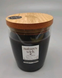 New* Natures Wick By WoodWick Cedarwood & Smoke 10 oz Crackles As It Burns - Picture 1 of 4