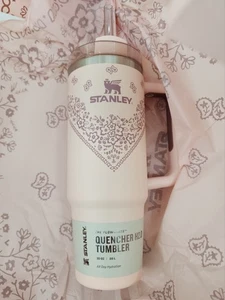 Stanley Mesa Rose Conch Floral 30 oz Quencher H2.0 Flowstate Tumbler - Picture 1 of 4