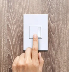 adorne® 700W sofTap® Tru-Universal Dimmer, White ADTP703TUW4 - Picture 1 of 4