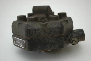 Distribuidor de combustible Porsche 911 2.7 74-77 0438100006 91111093501 - Imagen 1 de 6