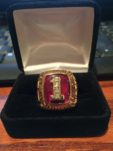 1995 Nebraska Cornhuskers National Championship Ring. 14kt Super Rare!!! Cover