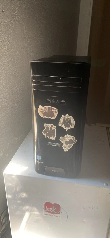 Acer Aspire TC-780-AMZKi5 (Intel Core i5, 3 GHz, 8 GB RAM, 2 TB HDD) Tower... - Image 1 of 4