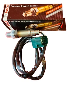 BOSCH Oxygen Sensor 13650 Actual OE FOR NISSAN AND INFINITI DOWNSTREAM RIGHT - Picture 1 of 3