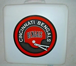  vtg Cincinnati Bengals STADIUM SEAT CUSHION w/ Handle Padded Bleacher MUST READ - Picture 1 of 2