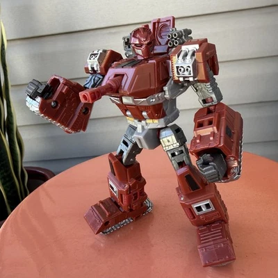 Hasbro Transformers Generations Deluxe Warpath 2011 - Image 1 of 4