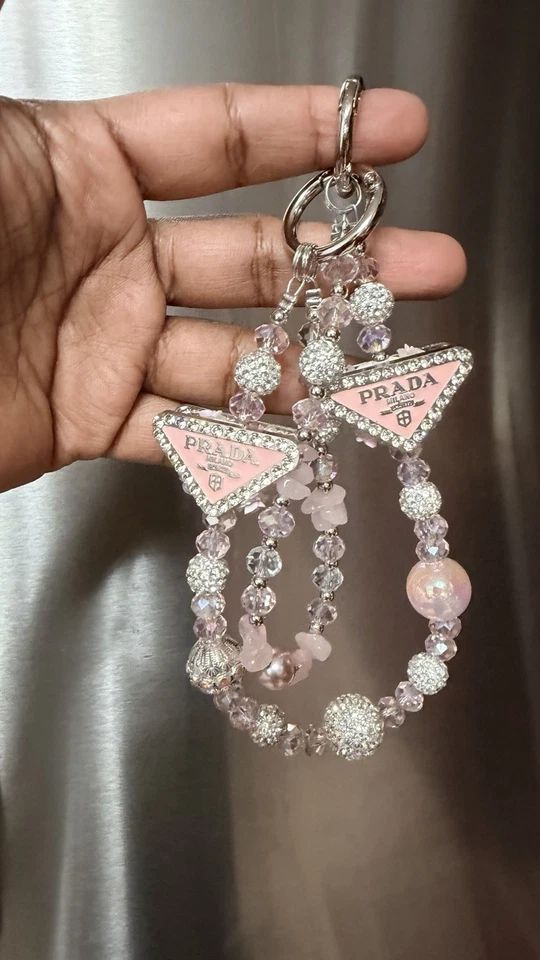 Dije de cadena de teléfono rosa PRADA para mujeres adolescentes niñas accesorio de moda Foto 1 de 3