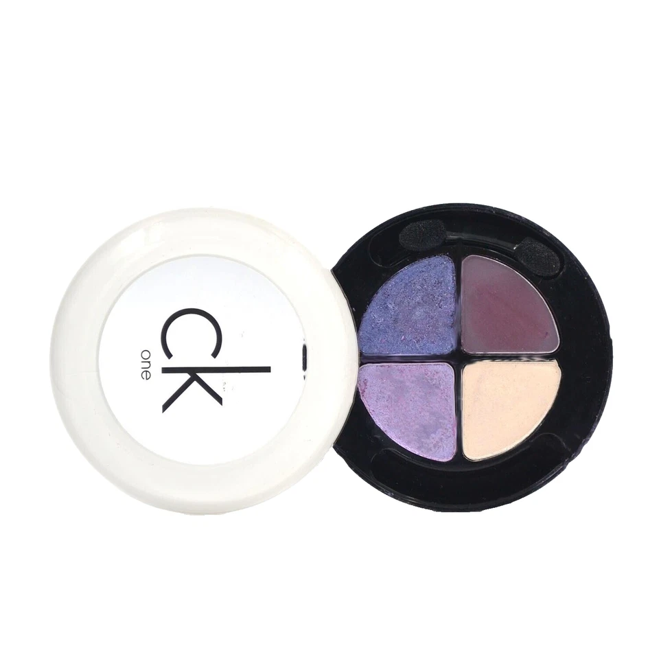 Paleta de sombras de ojos Calvin Klein One 200 Disco 0,14 oz Foto 1 de 1