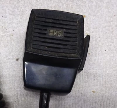 ** Vintage - REALISTIC - RADIO SHACK - CB w RS Mic - Model TRC-52 - UNTESTED * - Image 1 of 4