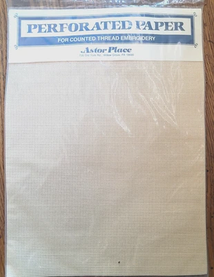 Nuevo Papel Perforado Astor Place para Bordar Hilo Contado 2 Piezas 14CT Foto 1 de 2