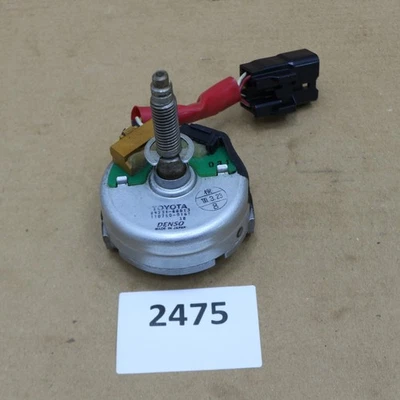 Motor inclinable eléctrico volante OEM LEXUS LX470 Toyota Land Cruiser 89231-60013 Foto 1 de 4