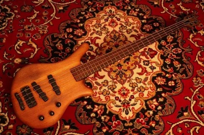 [Warwick] ThumbBass / Electric Bass Guitar With Soft Case made in 1995 Germany - Image 1 of 4