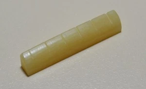Genuine High Density Camel Bone Nut Slotted 43mm for Acoustic Guitar Shaped Tone - Bild 1 von 3