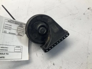 15-21 Jeep Renegade Front Right Side Low Pitch Note Tone Horn Signal T - Picture 1 of 7