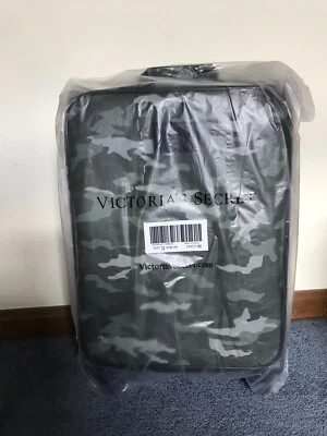 "Maleta Victorias Secret ROSA Camuflada Ruedas Giratorias 22"" Nueva en Paquete" Foto 1 de 4