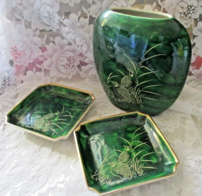 Yamaji Japanese Vase 17 cms tall an 2 matching dish's in green with gold birds - image 1 of 4