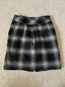 Ann Taylor Loft Skirt Women’s Size 6P Plaid Black Gray Zip Up Lined - Picture 1 of 5