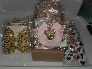NWT Large Lot of 34 Assorted Glitter Minnie Cow Print Argyle Hair Bows - Picture 1 of 15