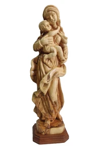 Estatua artesanal de madera de olivo de la Virgen María sosteniendo al Niño Jesús de Belén - Imagen 1 de 9