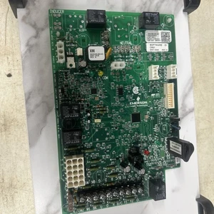 Emerson Trane Furnace Control Board 50C63M-495-03 D802689P01 CNT 06671 - Picture 1 of 2