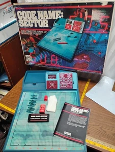 Parker Brothers 1977 nombre en código sector juego electrónico en caja original bonito - Imagen 1 de 7