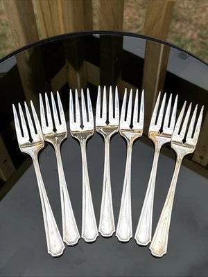7 Oneida Silversmiths 1978 Clairhill Fairhill Salad Forks Silverware - Image 1 of 4