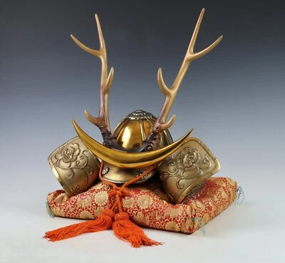 Hermoso casco samurai japonés tamaño real -shikanosuke kabuto- Foto 1 de 4