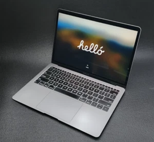Apple MacBook Air 13" (2019) – Intel i5, 8GB RAM, 256GB SSD – READ DESCRIPTION - Afbeelding 1 van 13