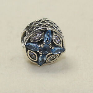 NEW AUTHENTIC PANDORA CHARM PATTERNS OF FROST 791995NMBMX W SUEDE POUCH