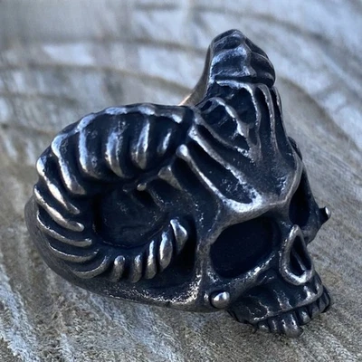  Anillo gótico de acero inoxidable para hombre motociclista diablo negro con cuernos calavera talla 7-13 Foto 1 de 4